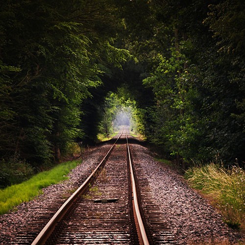 imagen de una vía de tren